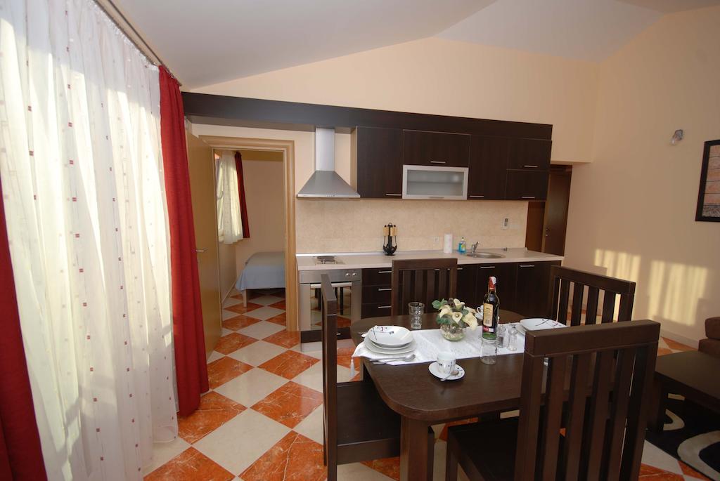Apartments Stepic โตรกีร์ ห้อง รูปภาพ